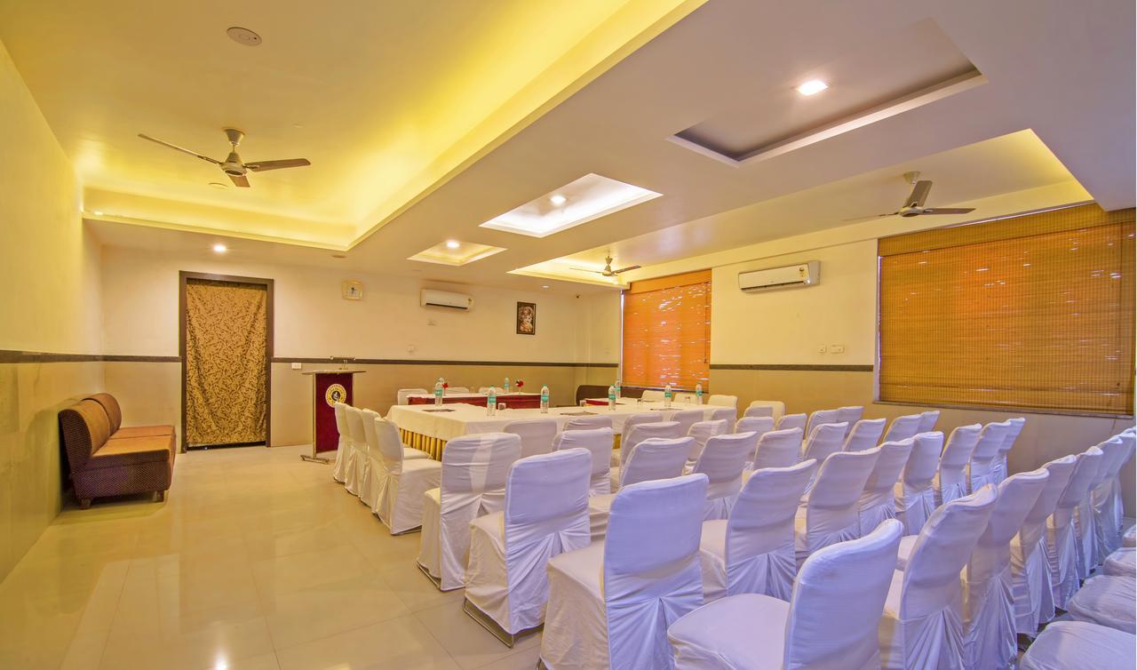 Shanti Sewa Dham Vrindavan Exterior photo