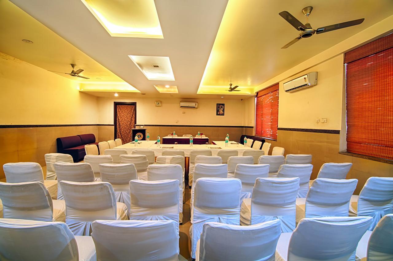 Shanti Sewa Dham Vrindavan Exterior photo